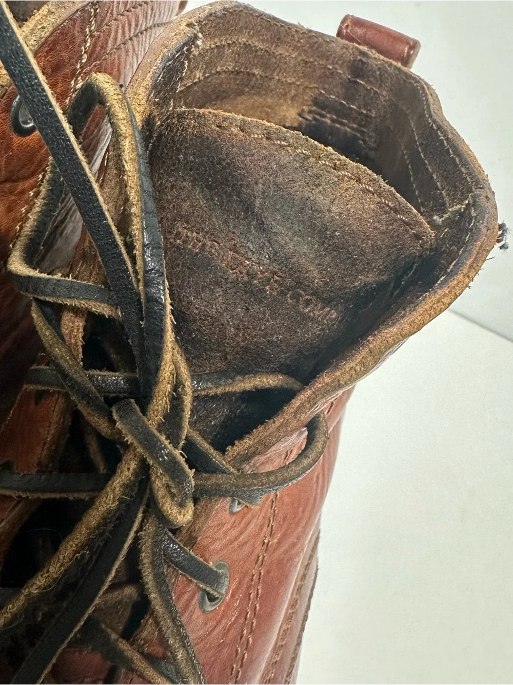 Frye Men’s Cognac Leather Lace Up Boots Size 10